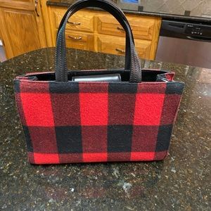 Amanda Smith hand bag in really good shape.